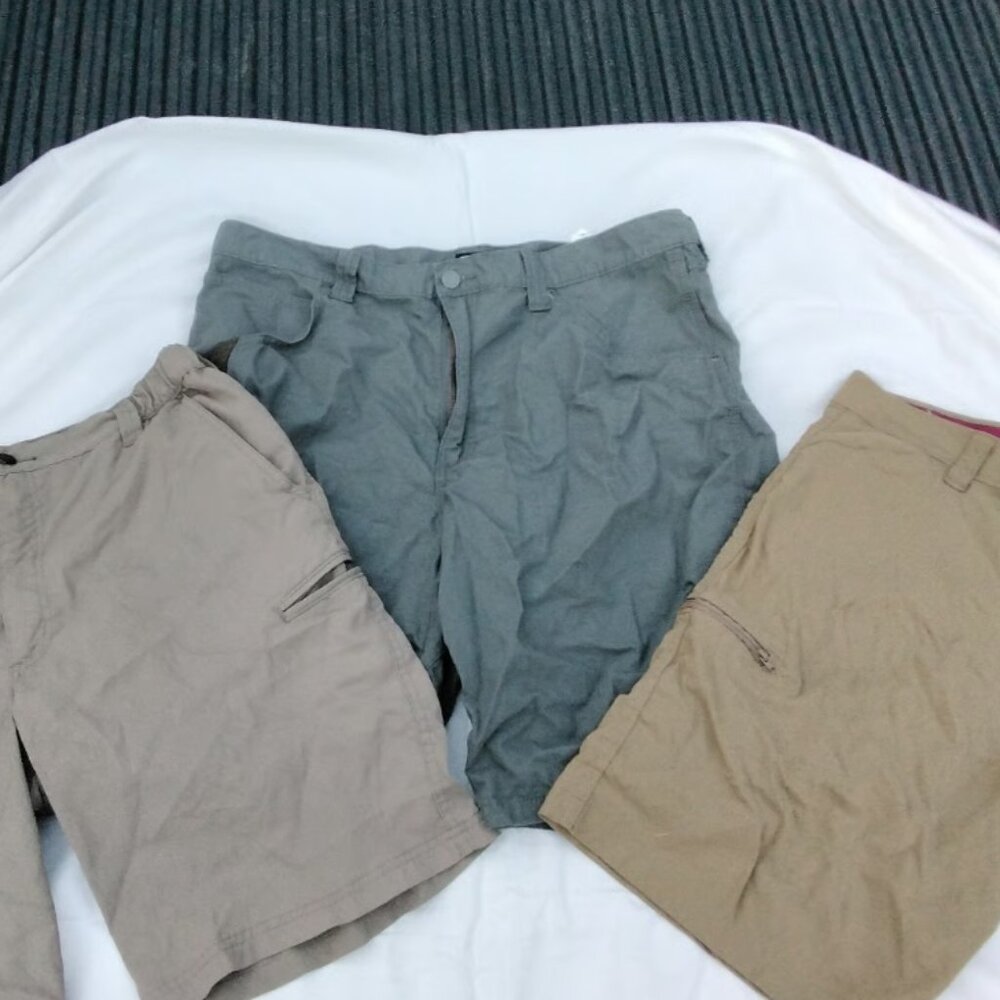 3 pairs of Mens Wrangler Shorts Size 38